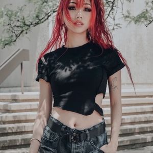 Assam Cutout Zipper Detail T Shirt